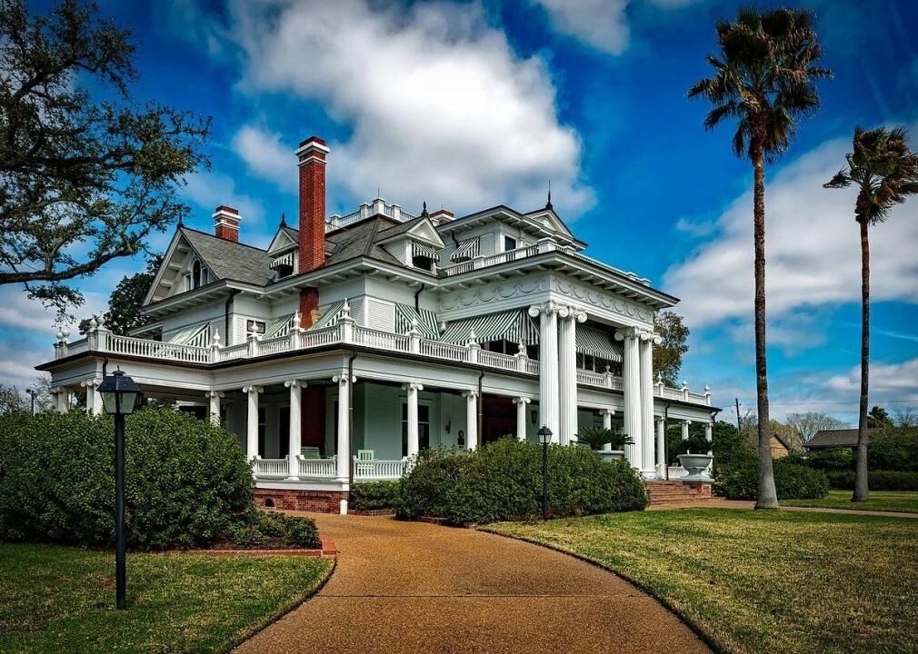 #41. Beaumont, Texas (tie)